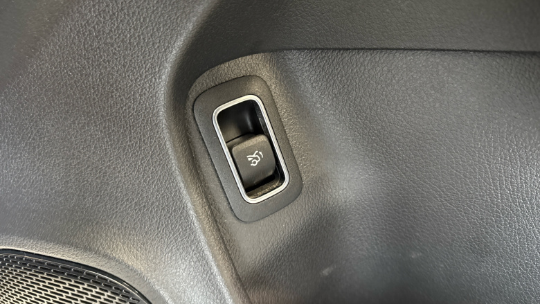 Mercedes-Benz CLA 180 AMG Line Premium Plus 4dr Tip Auto Petrol Saloon